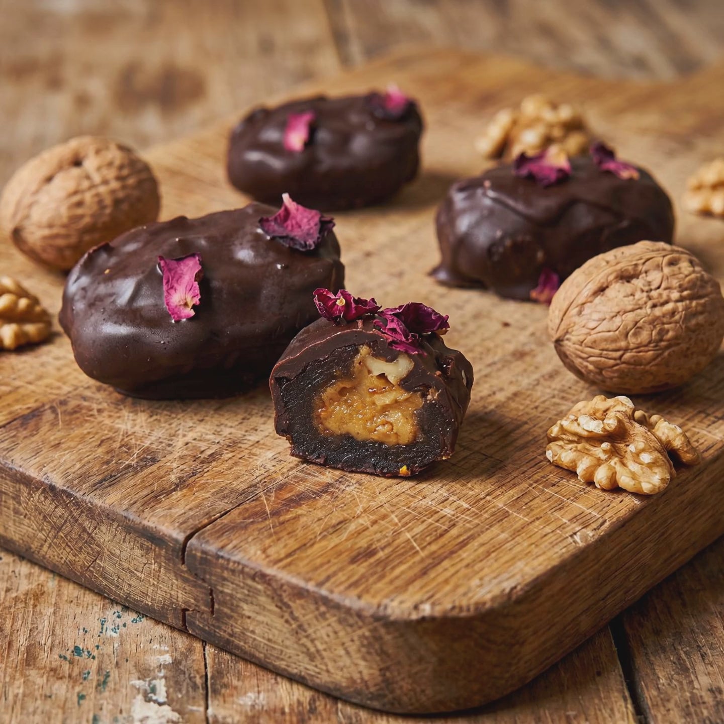WALNUT  HALVA